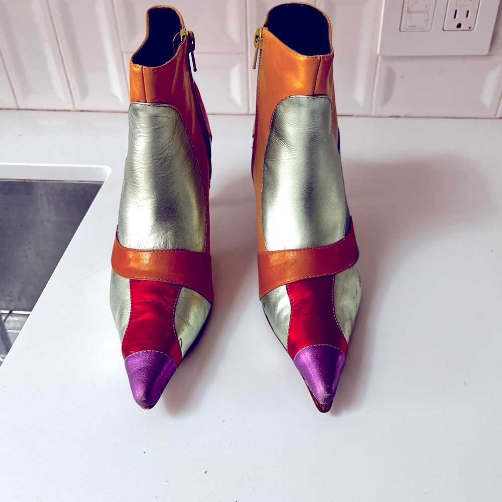 Cindy Says Leather Ankle Boots